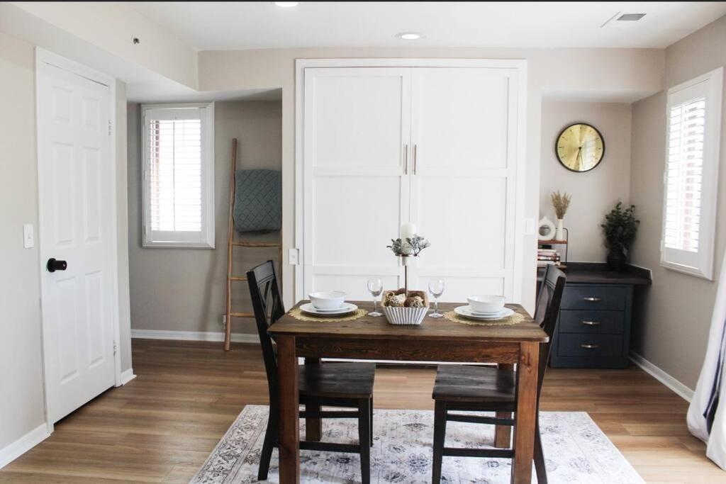 Cozy French Style Villa- 3 Bed-Casino-Pools-Jacuzzi 노위치 외부 사진